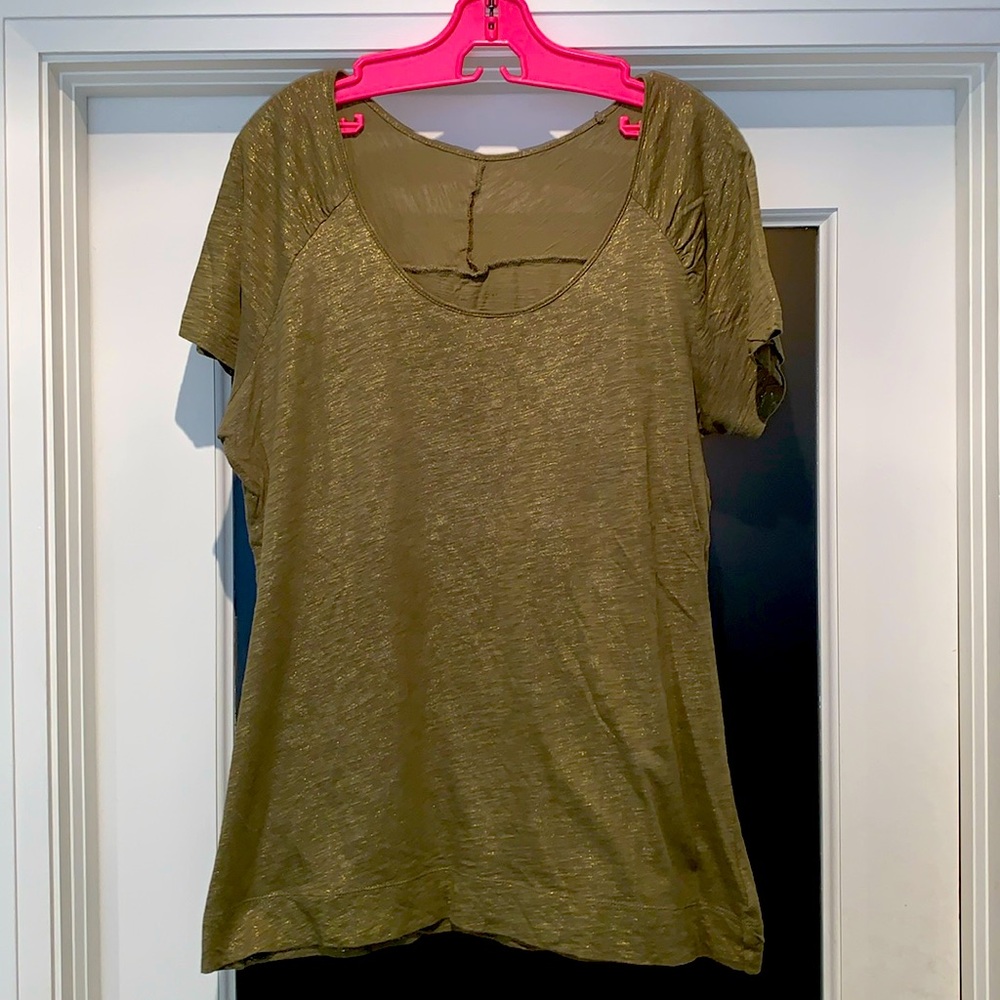 Eddie Bauer T-shirt, green and gold, size medium